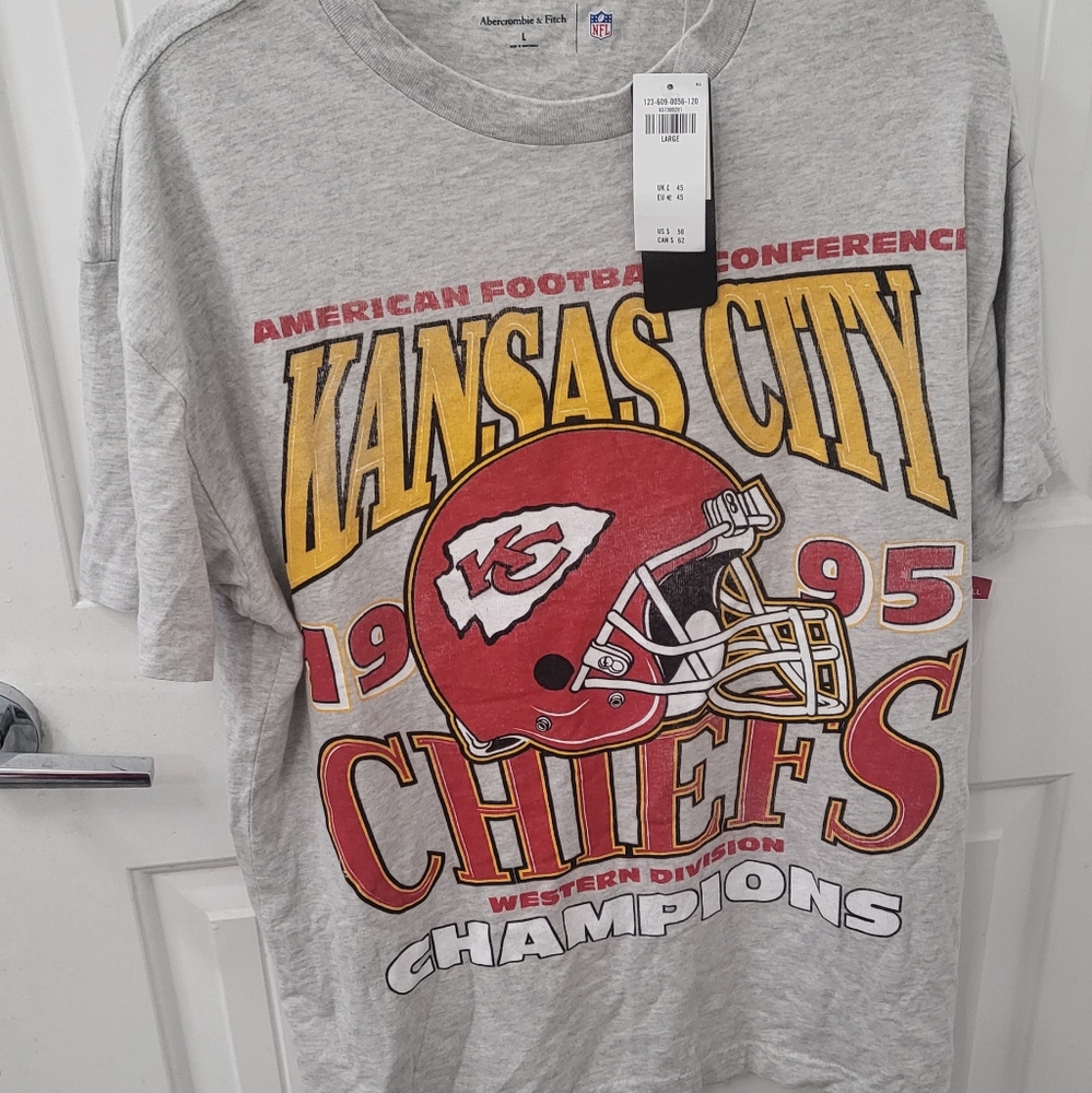Kansas City Chiefs Graphic T-Shirt